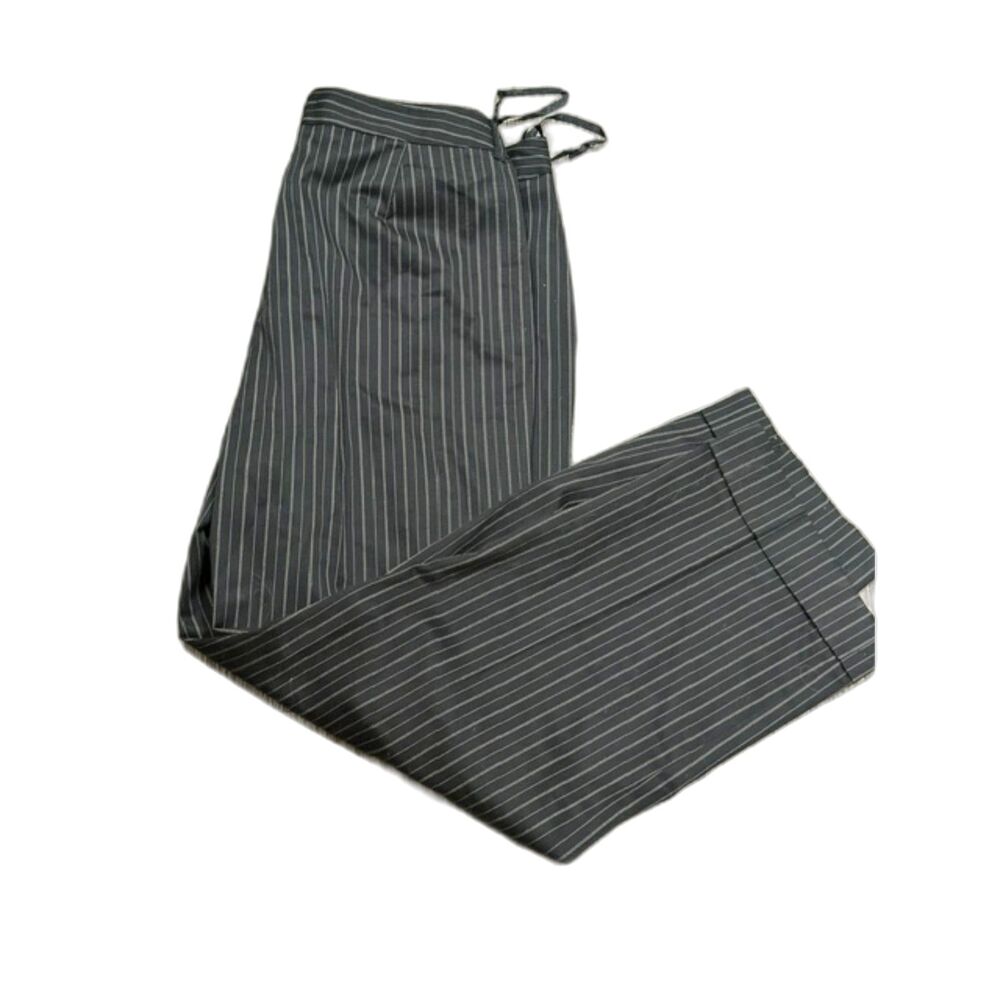 Jones New York Signature Women's Size 12 Black Pinstripe Cropped Dress Pants